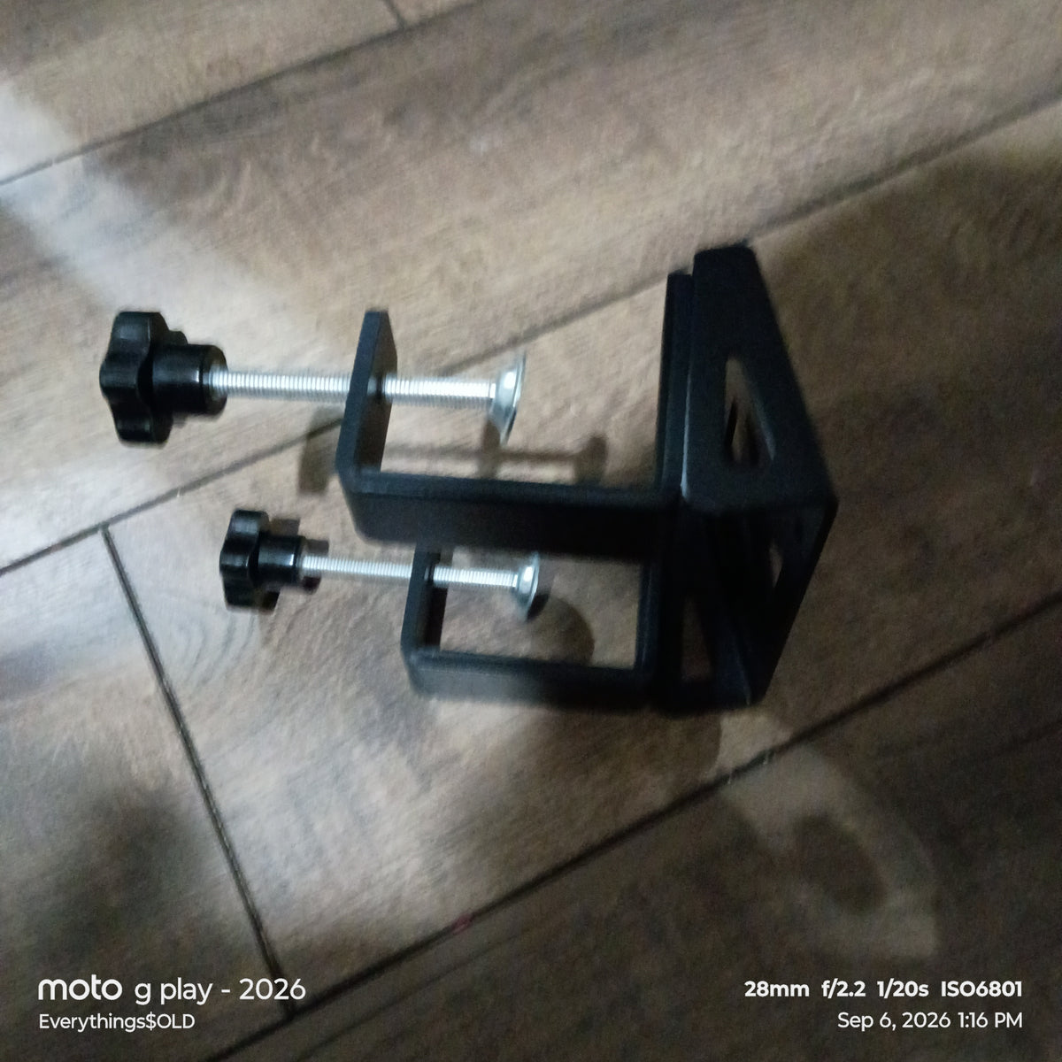 MOZA Steering wheel desk mount